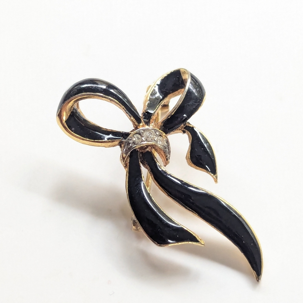 Vintage Estate Gold Tone Black Enamel 1950s Retro Cute Rhinestone Bow Brooch